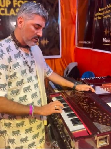 Kirtan Harmonium Course